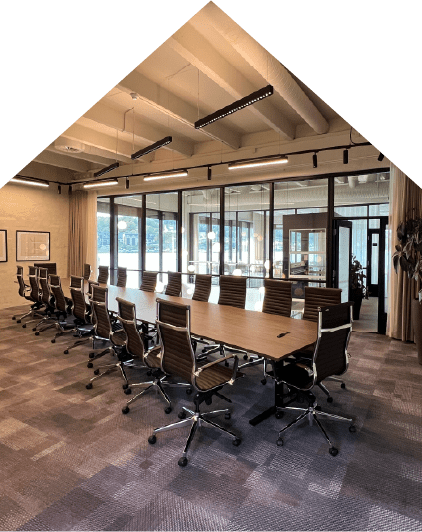 Utleie av møterom - Endurance // Eventhuset Sandefjord Utleie av møterom. Kapasitet 20 personer. Utstyrt med videokonferanse og det man trenger for et effektivt møte // Eventhuset Sandefjord