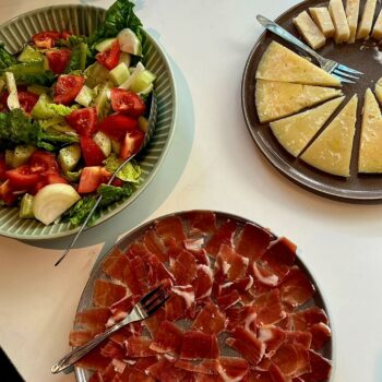 Åpent for alle, lunsjcafé og tapasrestaurant - Eventhuset Sandefjord